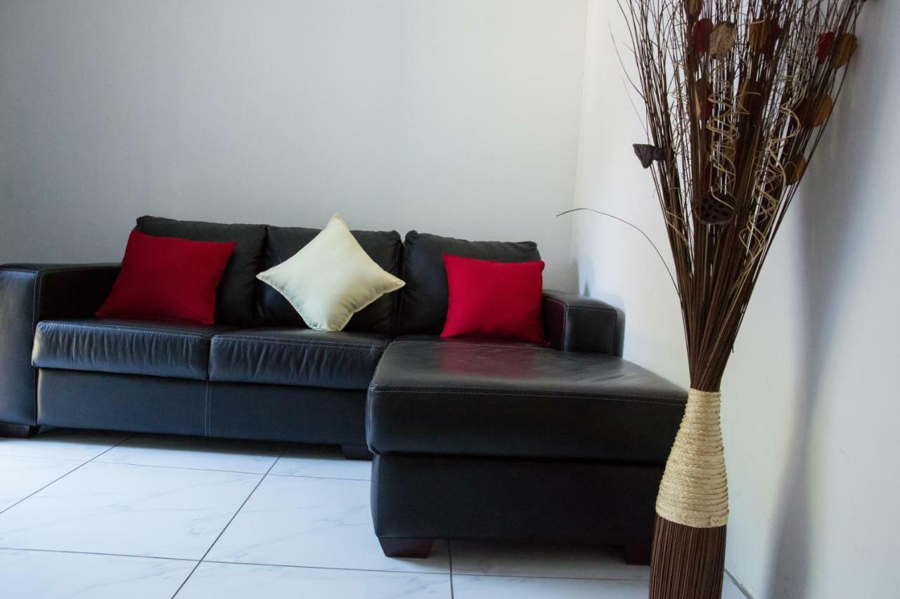 A-Z Boutique Guesthouse Windhoek Exterior photo
